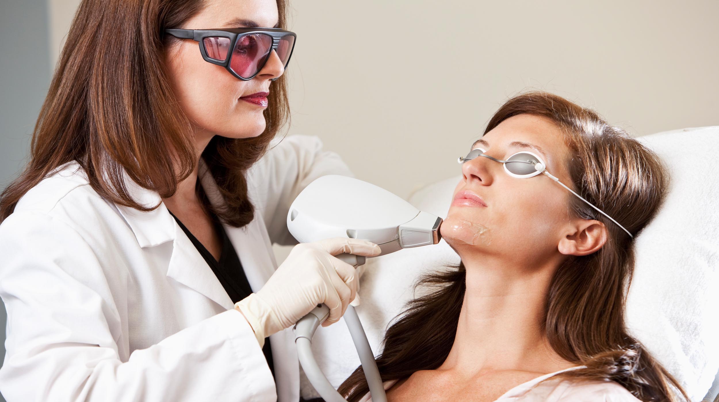 Dermatologue à Embourg, Liège  Traitements laser  I. Uhoda